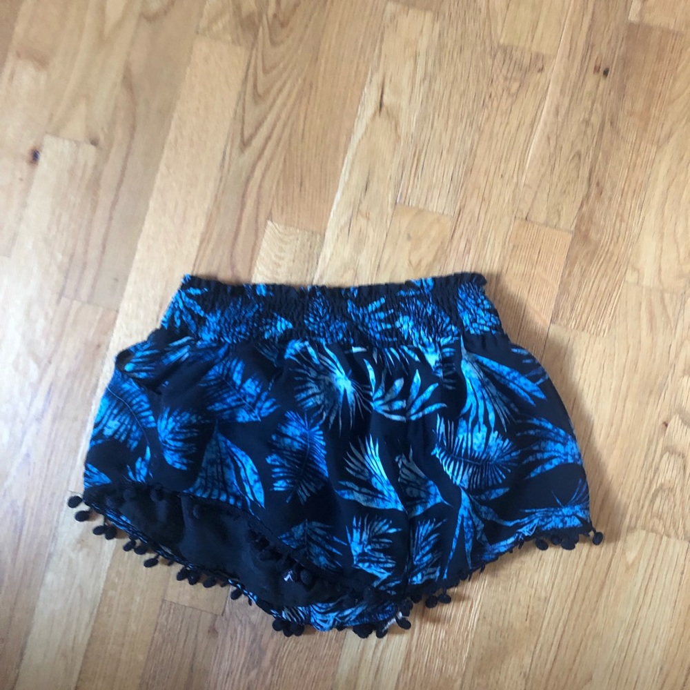 Flows floral shorts